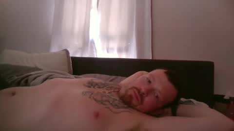 Snapshot of midtownhustler chatting on September 28, 4:05 pm midtownhustler online show from September 28, 4:05 pm