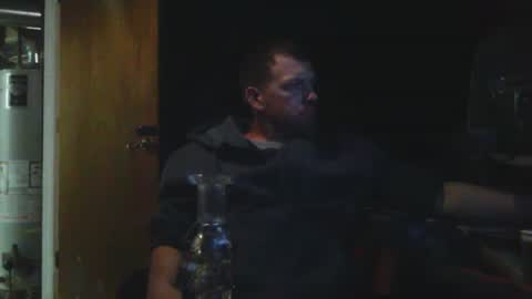 Snapshot of midtownhustler chatting on September 9, 11:43 am midtownhustler online show from September 9, 11:43 am