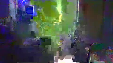 Snapshot of midtownhustler chatting on October 14, 9:12 am midtownhustler online show from October 14, 9:12 am