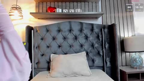 miel_gomez online show from March 25, 9:10 pm