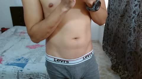 Miguel Eduardo online show from July 16, 5:38 pm