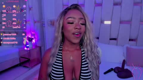 Miia Schwarz  online show from April 8, 11:08 pm