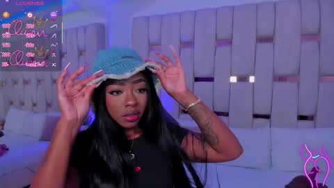 Miia Schwarz  online show from February 10, 10:24 pm