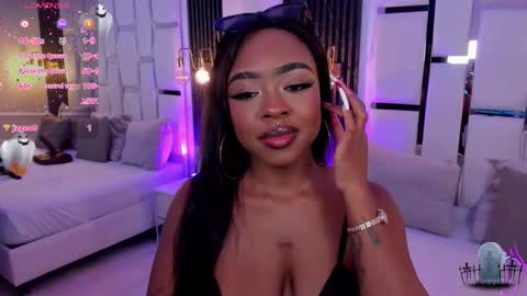 Miia Schwarz  online show from October 29, 11:27 pm