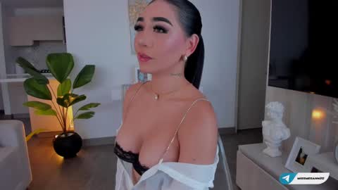 Snapshot of miia_smiith02 chatting on October 12, 1:37 pm luisa online show from October 12, 1:37 pm