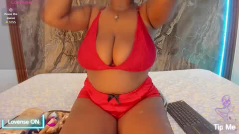 Mia collins online show from December 15, 2:57 pm