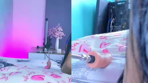 miiastone_cm online show from May 24, 6:58 pm
