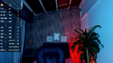 Snapshot of miichael_black chatting on October 3, 12:42 am Michael Black online show from October 3, 12:42 am