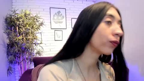 miilu  online show from March 4, 3:44 am