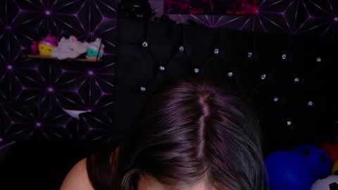 miis_beellaa online show from July 11, 2:09 pm