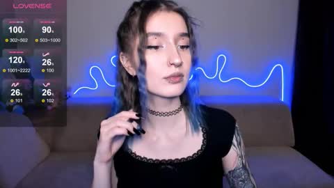 Mika online show from November 29, 3:41 pm