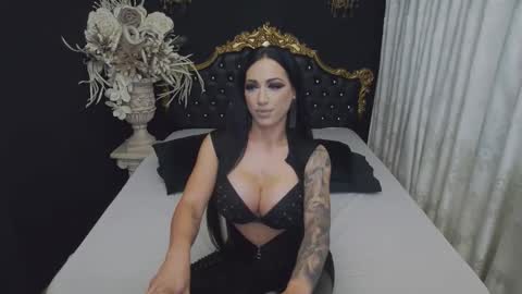Snapshot of mikaelajensen chatting on September 27, 5:16 am Mikaela online show from September 27, 5:16 am