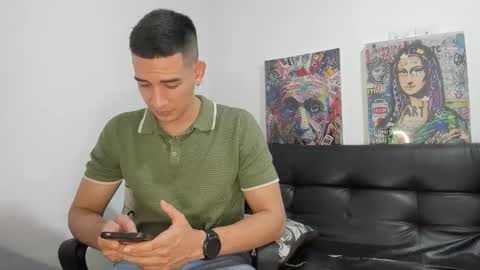 Snapshot of mike3xxx chatting on September 28, 3:26 am mike3xxx online show from September 28, 3:26 am