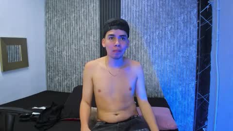 Mike 0233 online show from December 20, 5:25 am