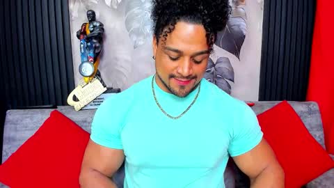   online show from December 18, 7:36 am