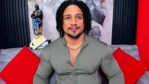   online show from January 11, 12:00 pm