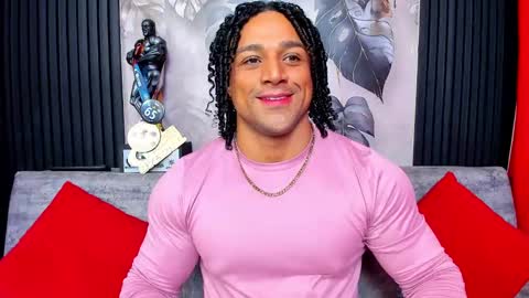   online show from September 25, 8:21 am