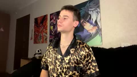 Snapshot of mike_severi chatting on October 14, 4:59 am Mike online show from October 14, 4:59 am