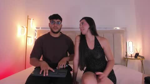 MikeAndLucy online show from October 16, 1:33 pm