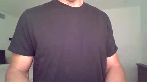 Snapshot of mikewilson09 chatting on September 24, 12:28 am mikewilson09 online show from September 24, 12:28 am