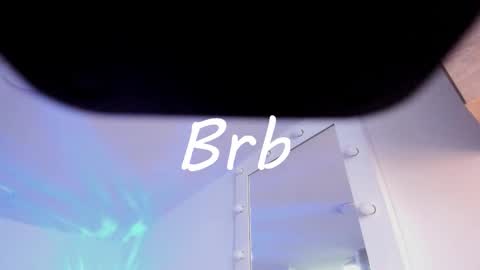 VIOLETAMIKE online show from February 12, 2:42 pm