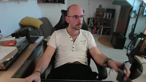 mikmik91 online show from March 20, 4:23 pm