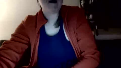 mila521053 online show from March 22, 10:03 pm