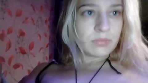 Snapshot of mila_420 chatting on October 16, 8:07 pm Mila 420 online show from October 16, 8:07 pm