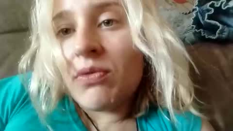 Snapshot of mila_420 chatting on September 19, 10:52 am Mila 420 online show from September 19, 10:52 am