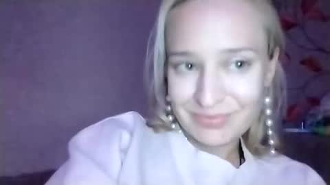 Snapshot of mila_420 chatting on October 2, 4:50 pm Mila 420 online show from October 2, 4:50 pm