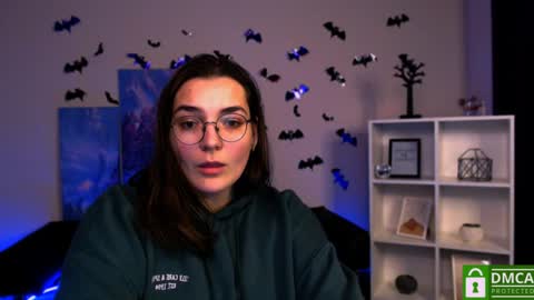 Mila online show from December 13, 10:13 pm