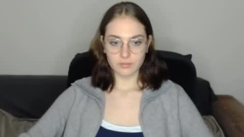 mila_keyy online show from April 26, 8:06 pm