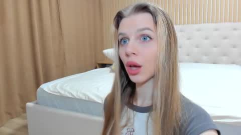 Julia and Edson online show from February 24, 10:03 pm