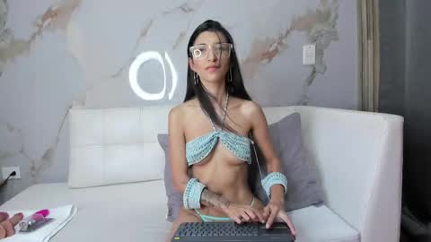          online show from March 10, 9:40 pm