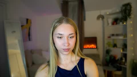 MilaBunny1 online show from February 10, 9:34 am