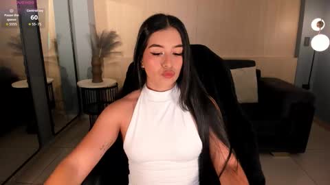 Mila online show from November 25, 2:10 am