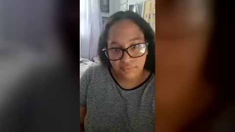 milajones918 online show from June 16, 10:58 pm