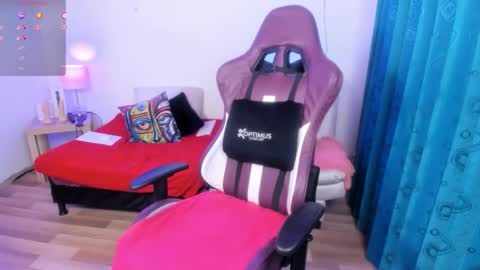 Lorena online show from February 12, 2:37 am