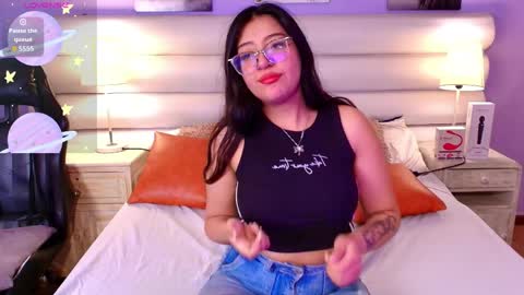 milan_sweetie online show from April 10, 10:58 pm