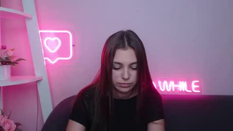 Snapshot of milanaangelas chatting on February 15, 2:55 pm milanaangelas online show from February 15, 2:55 pm