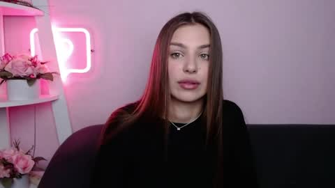 milanaangelas online show from April 18, 4:58 am