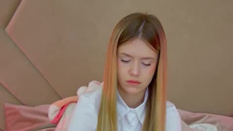 MilanaBalmain online show from October 20, 4:06 am