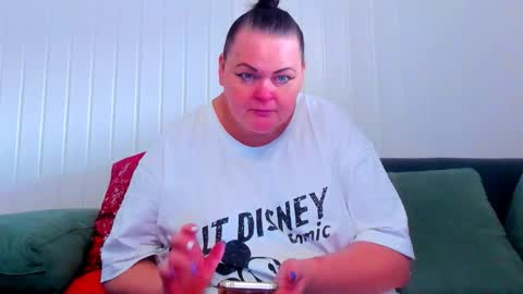 Lana online show from February 11, 12:31 pm