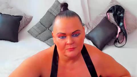 Lana online show from October 8, 7:14 am