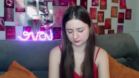 milanaroz online show from November 30, 7:37 am