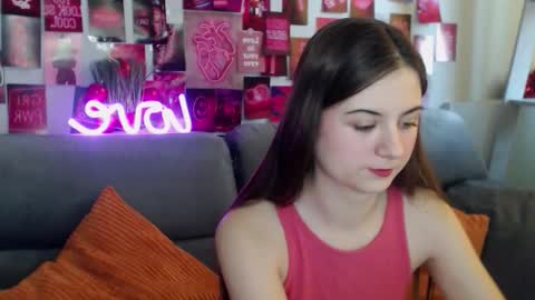 milanaroz online show from November 22, 7:07 am