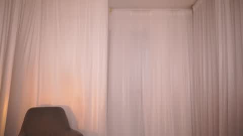 milanianew online show from October 18, 11:53 pm