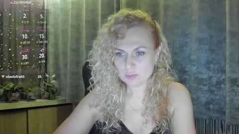 Snapshot of milanna_x chatting on October 10, 8:13 pm milanna_x online show from October 10, 8:13 pm