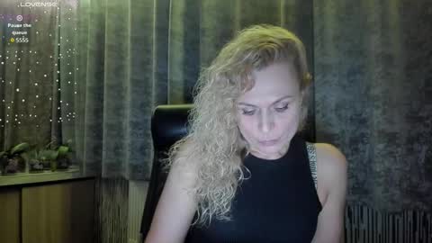 milanna_x online show from October 24, 9:37 pm