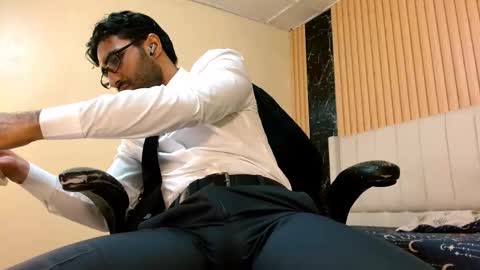 milanzaire online show from January 9, 9:20 pm